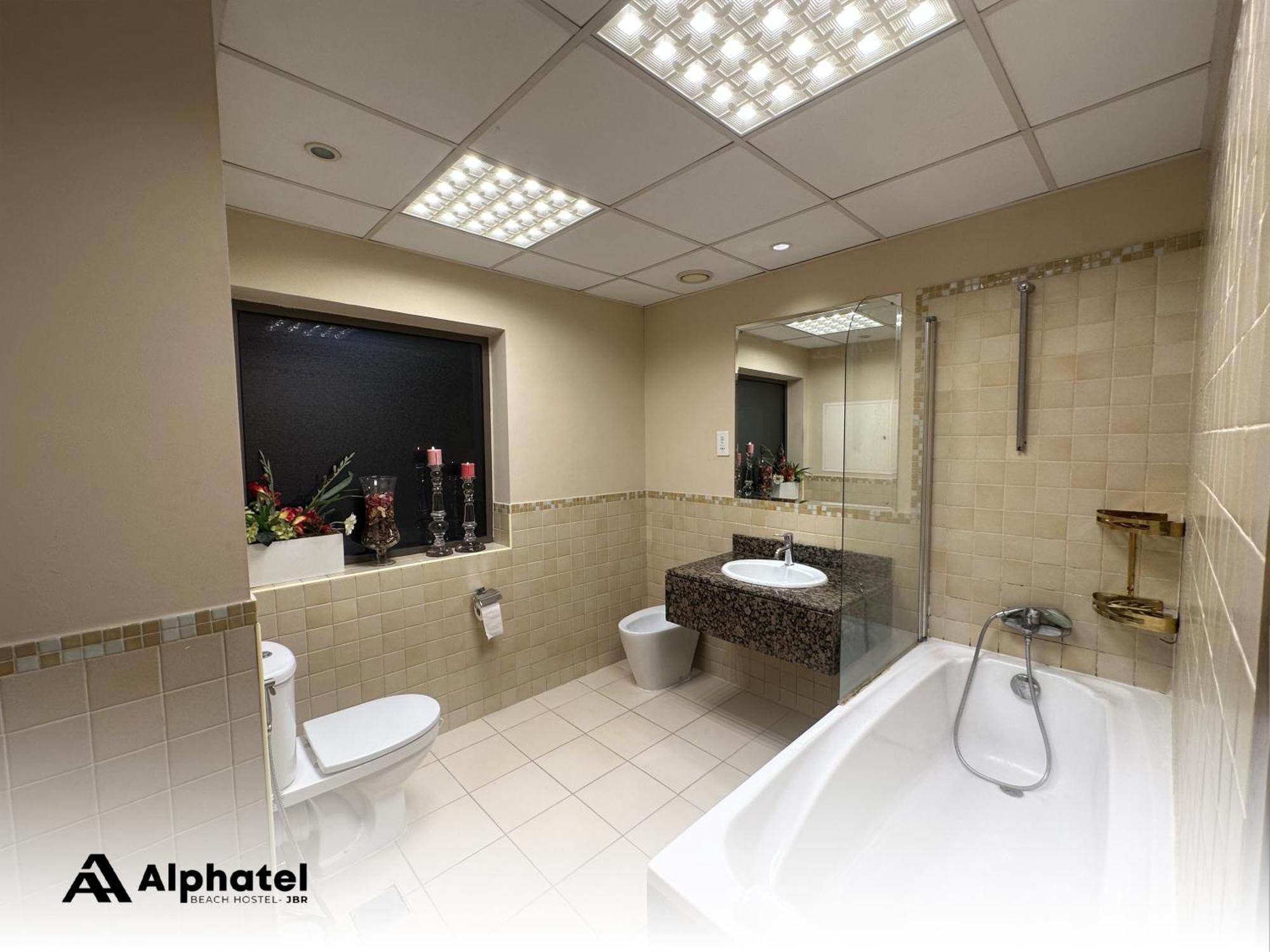 Alphatel Beach Hostel Jbr Dubaj Kültér fotó